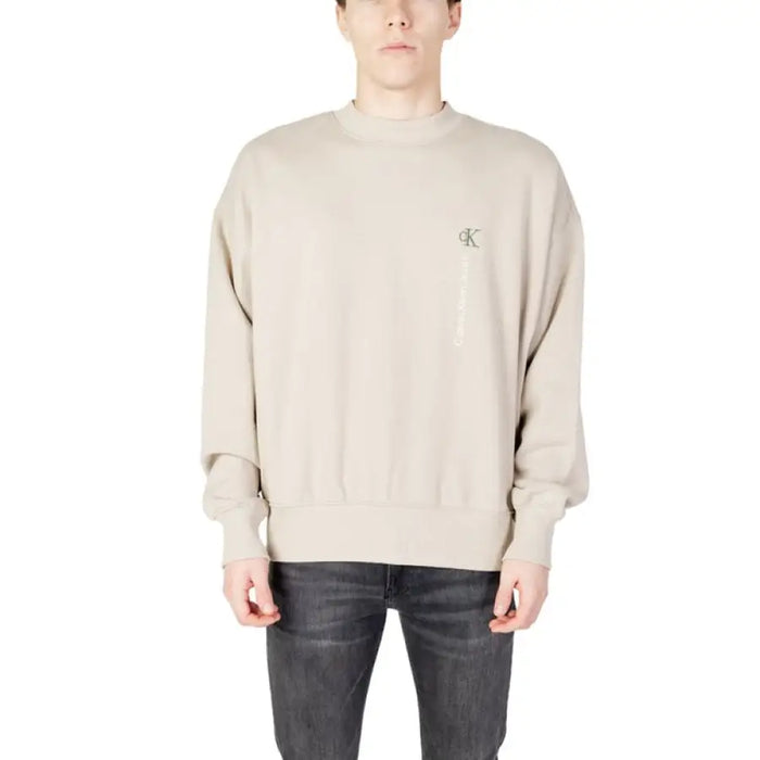 Beige Calvin Klein sweatshirt with a small chest logo - Calvin Klein Jeans Men Sweatshirts