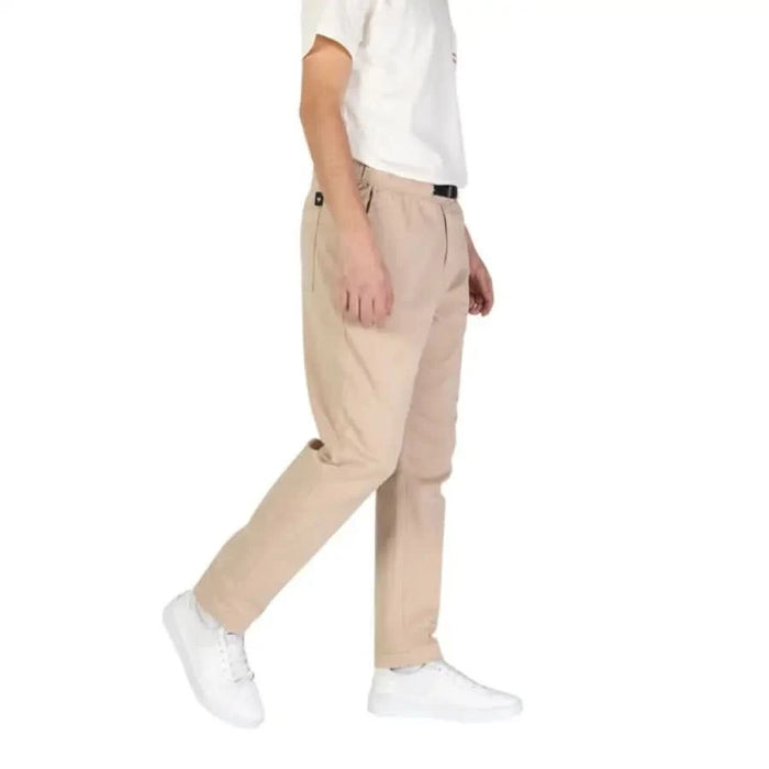 Beige chino pants paired with white sneakers from Gas Men Trousers collection