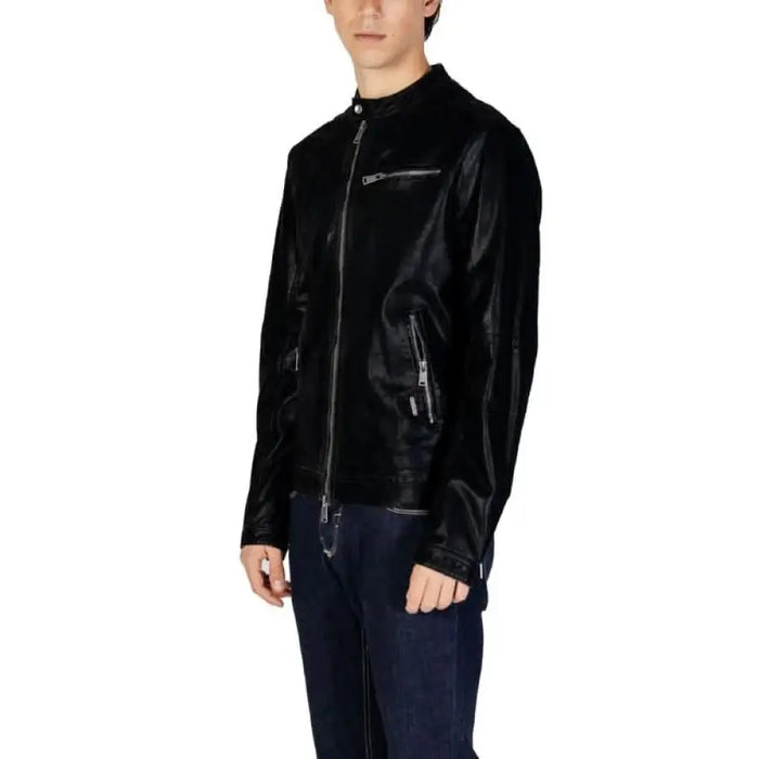 Black leather jacket with zippered pockets from Gianni Lupo for men