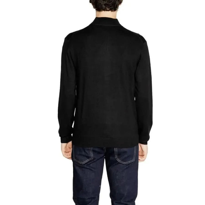 Black long-sleeved polo shirt back view from Hamaki-ho Men Knitwear collection