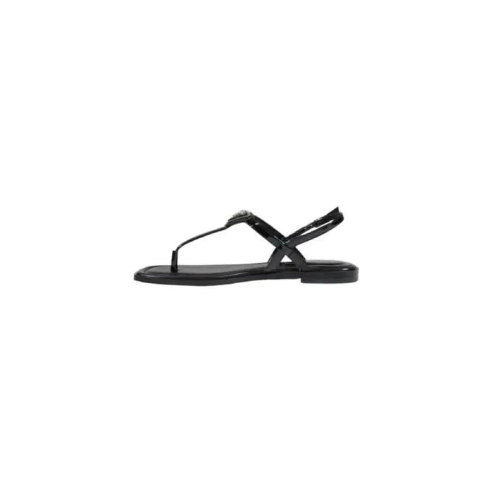 Black patent leather sandal from Guess with bow and buckle detail for women