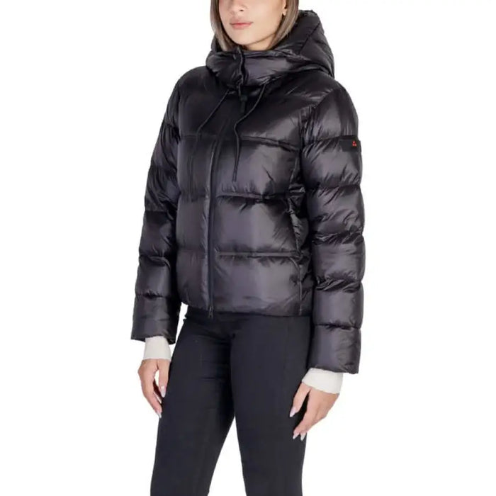 Black puffy winter jacket with hood and zipper from Peuterey Women’s collection