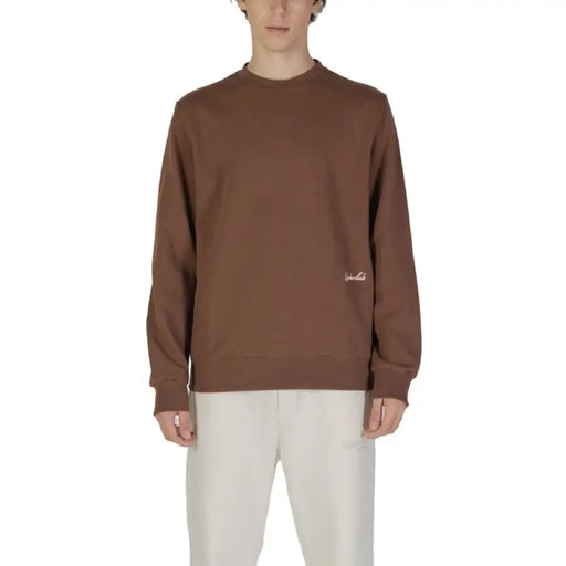 Brown crewneck sweatshirt with minimal branding from Underclub for men