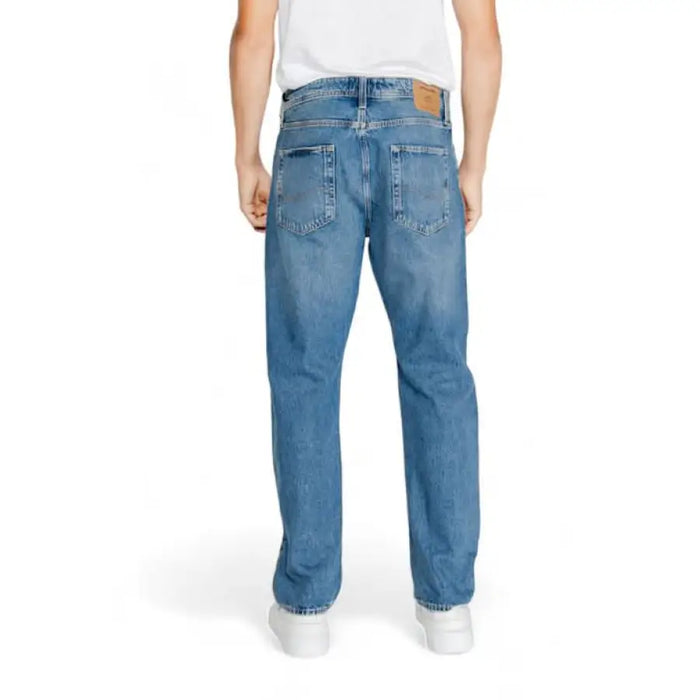 Classic blue straight-leg denim jeans with relaxed fit by Jack & Jones Men