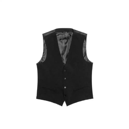 Antony Morato men’s gilet over striped shirt, epitomizing urban style clothing