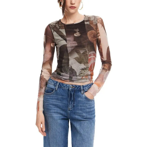 Cropped mesh top with abstract camouflage print in earthy tones by Desigual