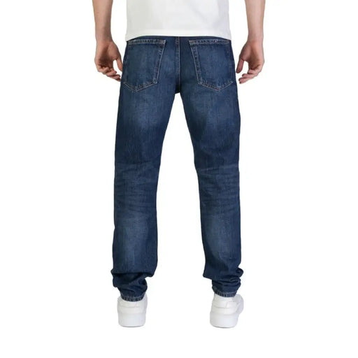 Dark blue denim jeans with traditional pockets in relaxed fit from Boss Men Fall Winter Collection