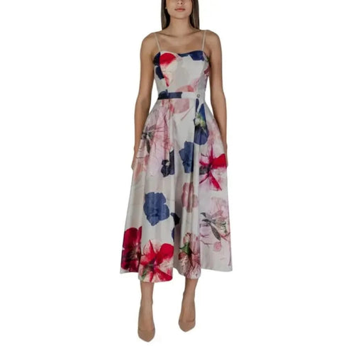 Rinascimento Floral Pink Dress for Women featuring a stylish floral print midi design