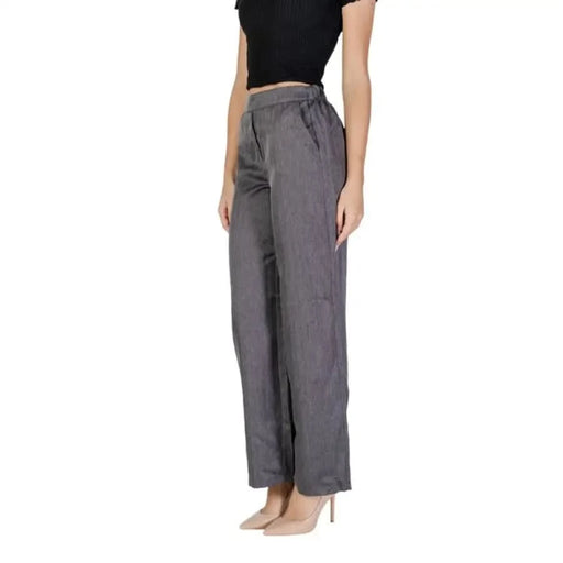 Gray wide-leg dress pants with drawstring waist by Jacqueline De Yong for women