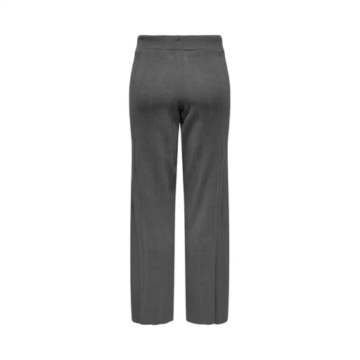 Gray wide-leg dress pants from Only, perfect for stylish women’s attire