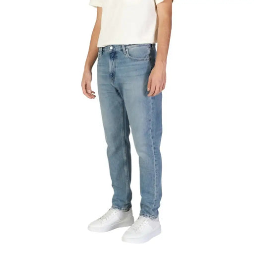 Light blue Calvin Klein men’s straight-leg denim jeans with five-pocket design