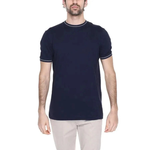 Urban style Hamaki-ho Men T-Shirt: Navy Blue - Perfect clothing for modern men