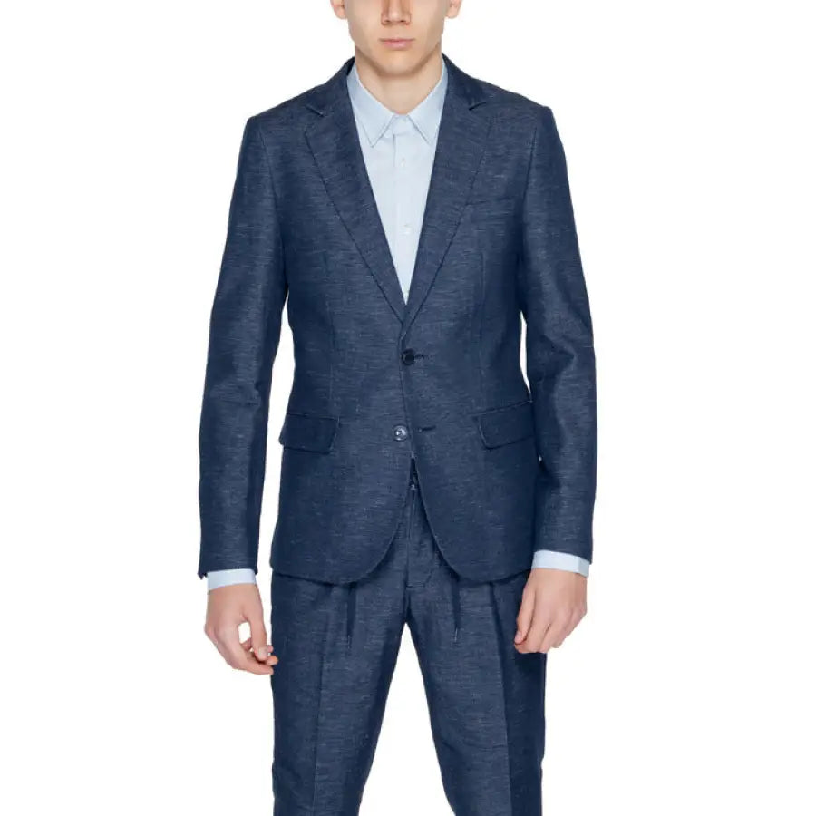 Man in a suit and tie wearing Antony Morato Men Blazer from Antony Morato collection
