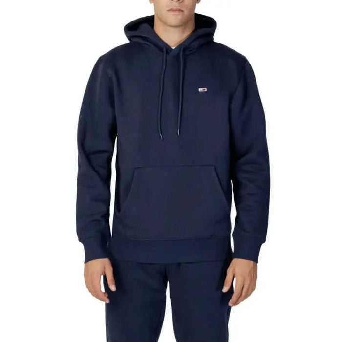 Navy blue hooded sweatshirt with logo on chest from Tommy Hilfiger Jeans Men Sweatshirts