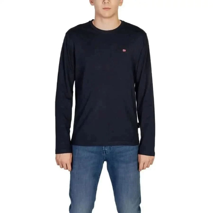 Navy blue long-sleeve t-shirt with small red logo from Napapijri Men collection