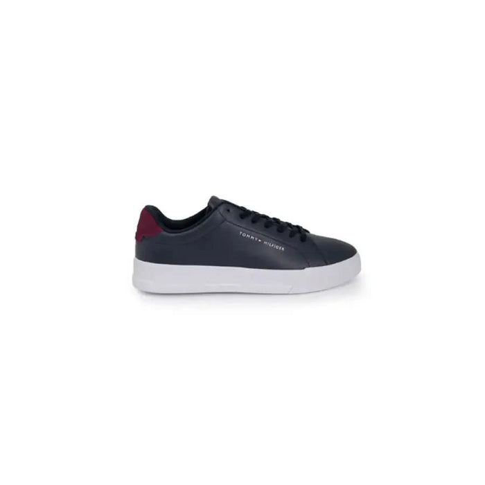 Navy blue Tommy Hilfiger Jeans men sneakers with white sole and burgundy heel accent