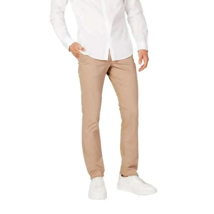 Armani Exchange Men Trousers Beige Chino Pants with White Shirt and Sneakers