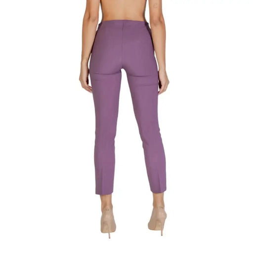 Purple cropped slim fit dress pants by Sandro Ferrone for women