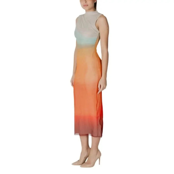 Desigual Women’s Orange Sleeveless Turtleneck Dress in a stylish ombre midi design