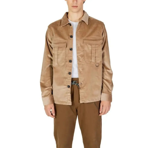 Tan corduroy shirt jacket with pockets and button closure by Hamaki-ho for men