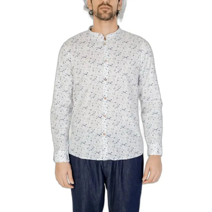 Hamaki-ho Men Shirt - White button-up shirt with speckled pattern and mandarin collar