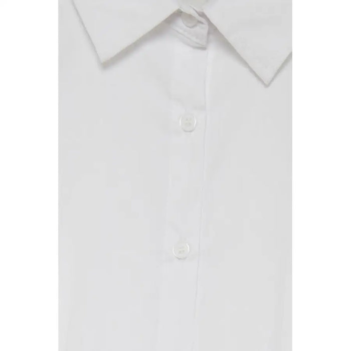 White dress shirt collar and placket with buttons from Ichi Women Shirt