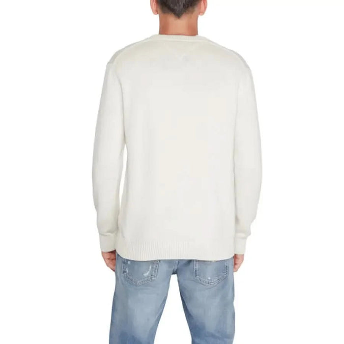 White knit sweater back view from Tommy Hilfiger Men Knitwear collection