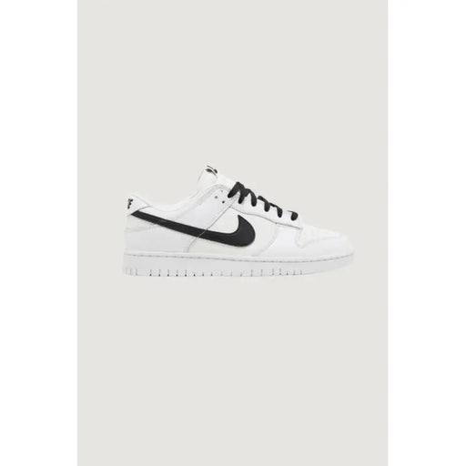 White Nike sneaker with black swoosh logo in Nike Men Sneakers collection