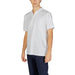 White short-sleeved polo shirt with collar from Calvin Klein Jeans, made of 100% cotton