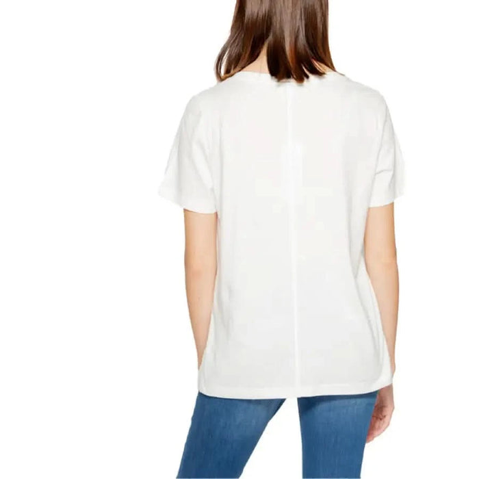 Street One - Women T-Shirt in white, worn by a person with long brown hair