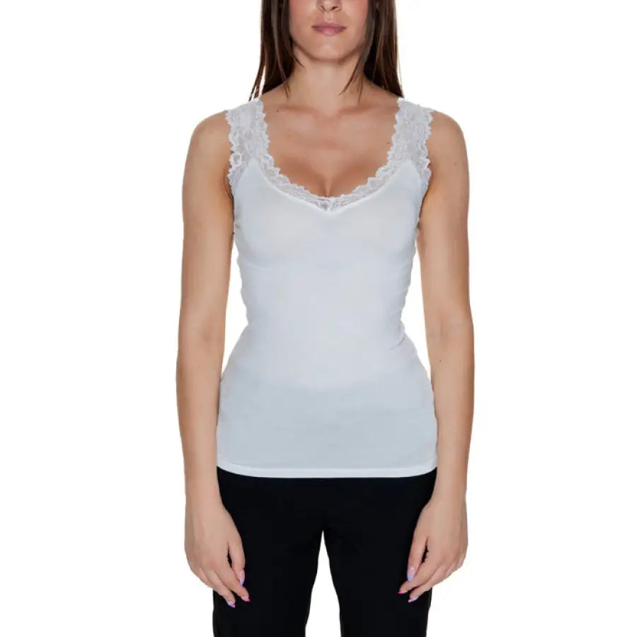 White sleeveless lace trim top, Vero Moda Women Undershirt