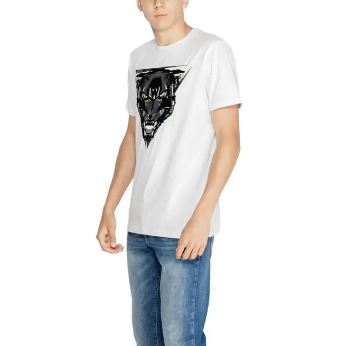 White t-shirt with a black panther or wolf graphic in Antony Morato Men T-Shirt collection