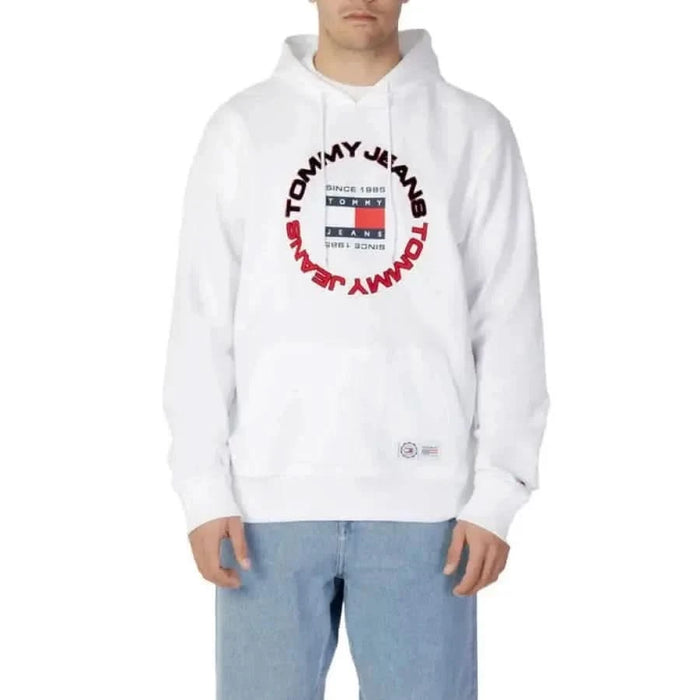 White Tommy Jeans hoodie with circular logo; Tommy Hilfiger Jeans Men Sweatshirts