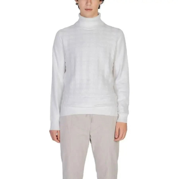 White long sleeve turtleneck sweater from Antony Morato Men Knitwear collection