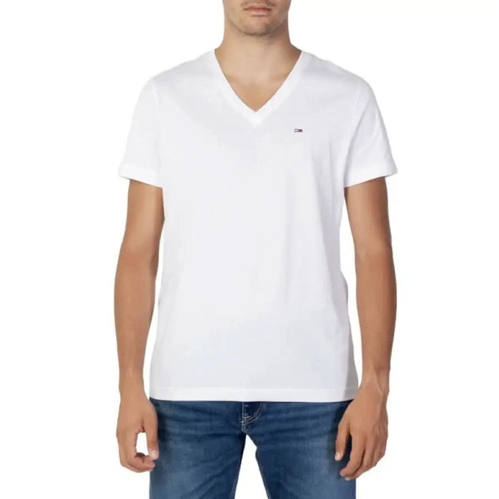 Tommy Hilfiger Jeans Men’s White V-Neck T-Shirt with Small Logo on Chest