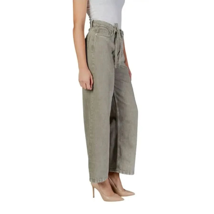 Wide-leg khaki pants with frayed hems and drawstring waist by Only Women Jeans