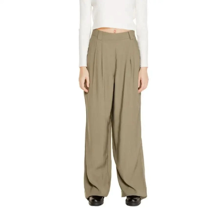 Morgan De Toi - Women’s Wide-Leg Khaki Pleated Trousers at the Waist