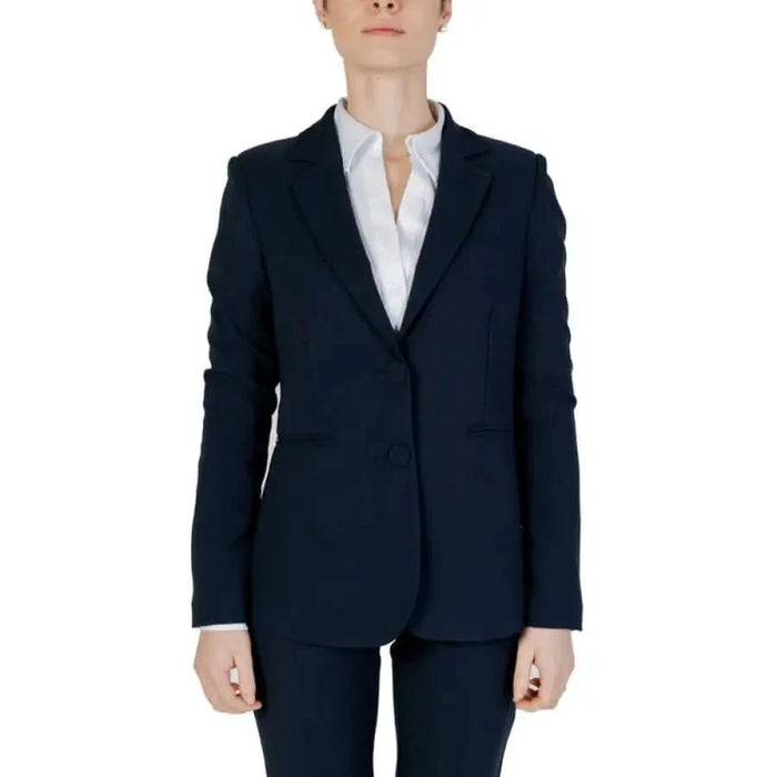 Sandro Ferrone woman in Sandro Ferrone blazer, white shirt