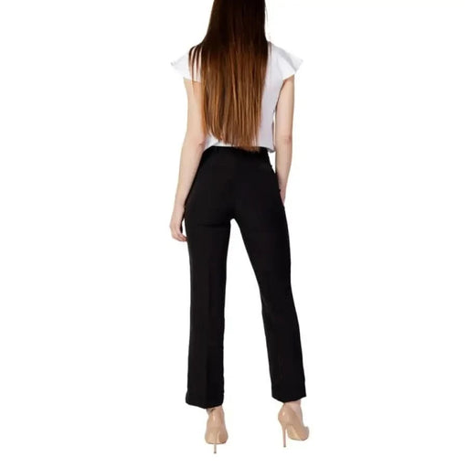 Guess - Women Trousers - Clothing